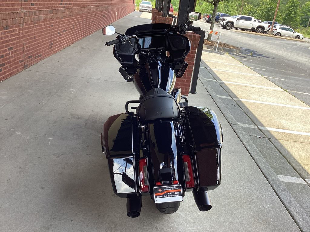 Road Glide®