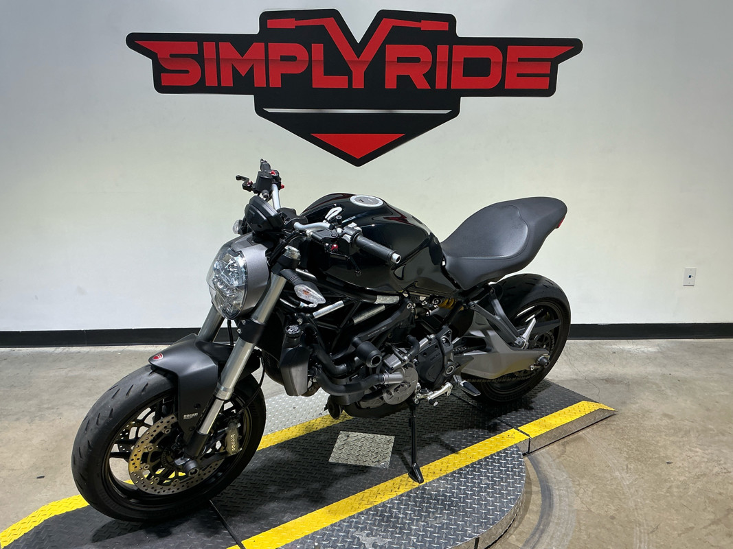 Monster 821