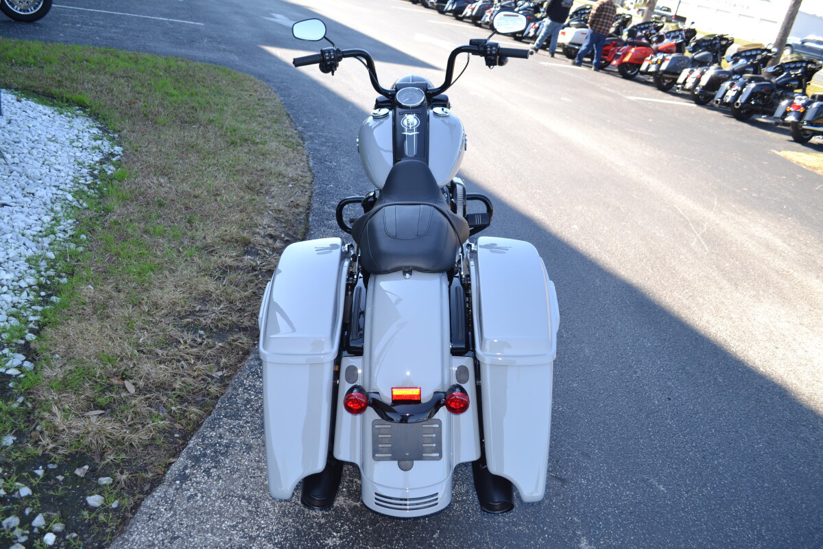 Road King® Special