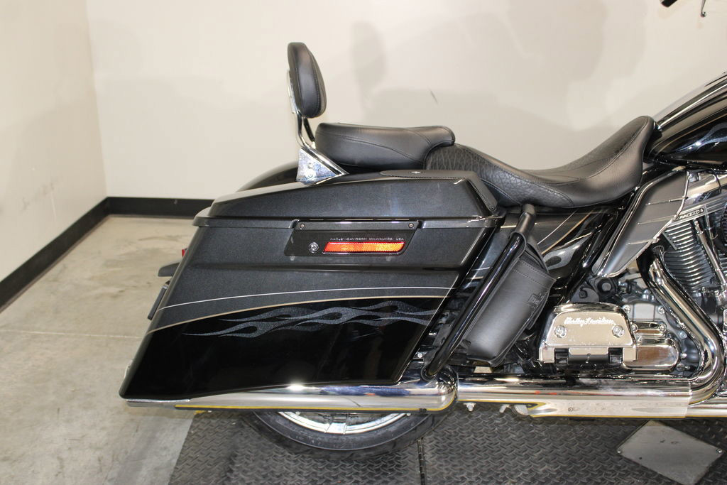 CVO® Street Glide®
