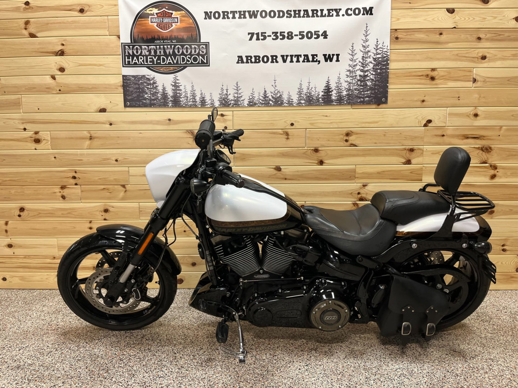 CVO® Pro Street Breakout®