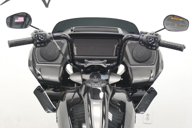 Road Glide®