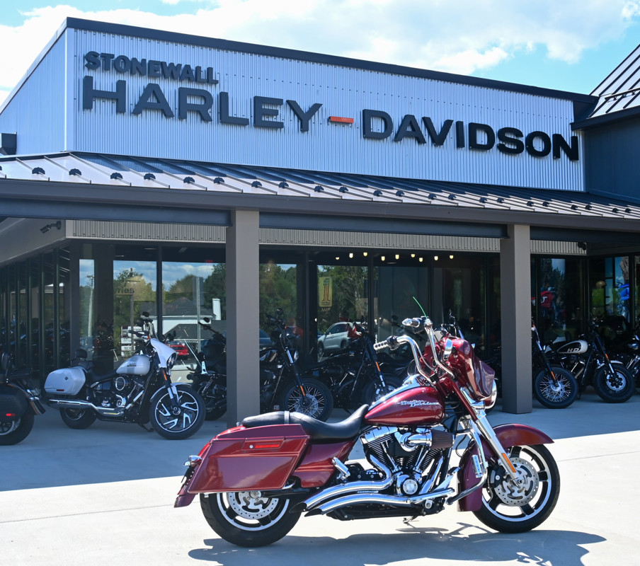 Street Glide®