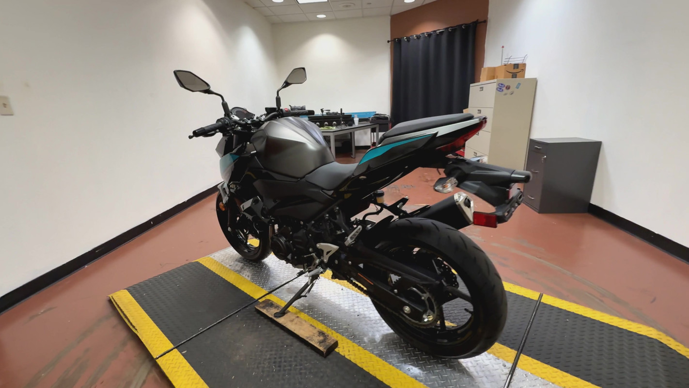 Z400 ABS