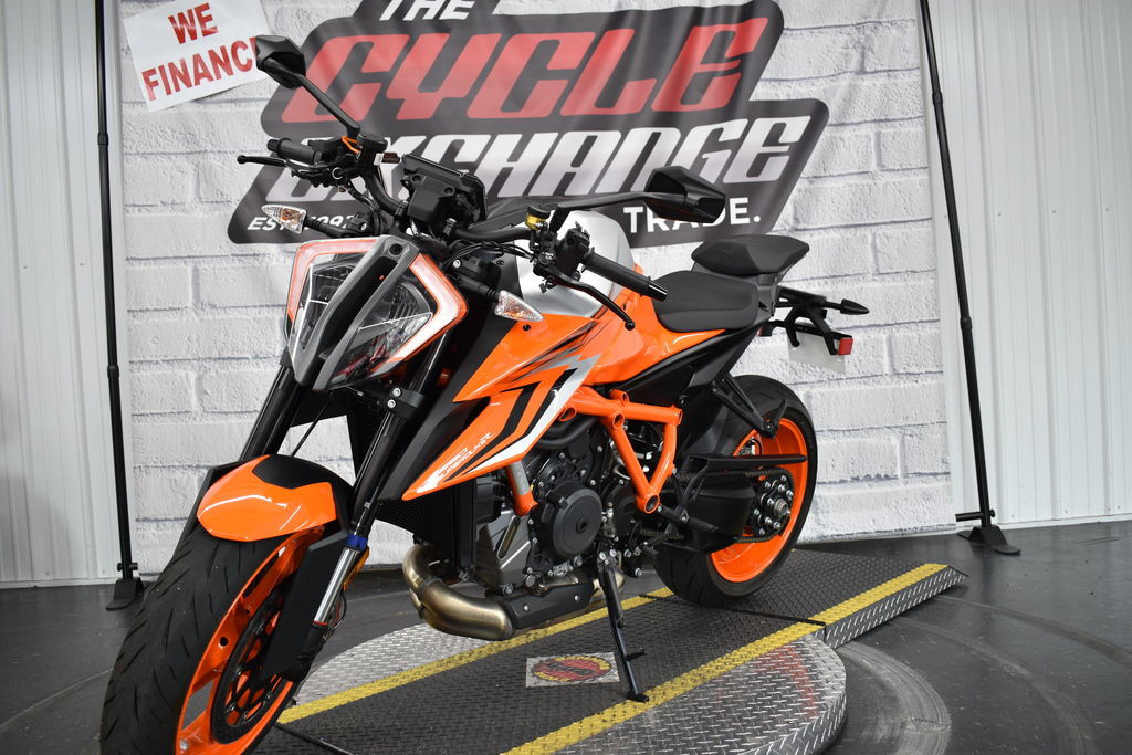 1290 Super Duke R