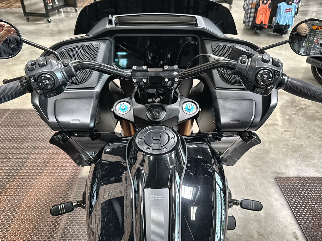 Road Glide®