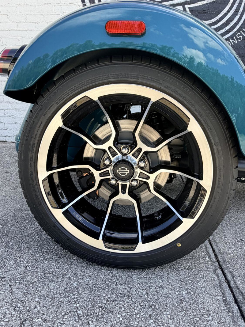 Road Glide® 3