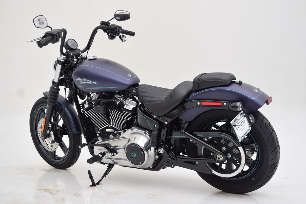 Street Bob®
