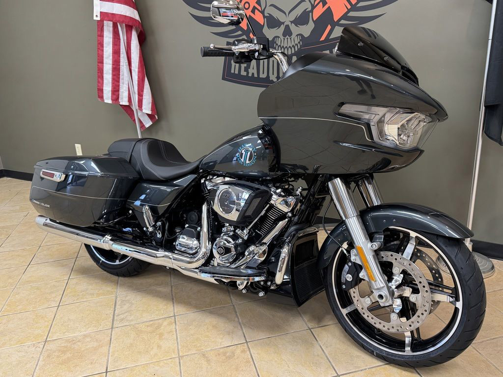 Road Glide®
