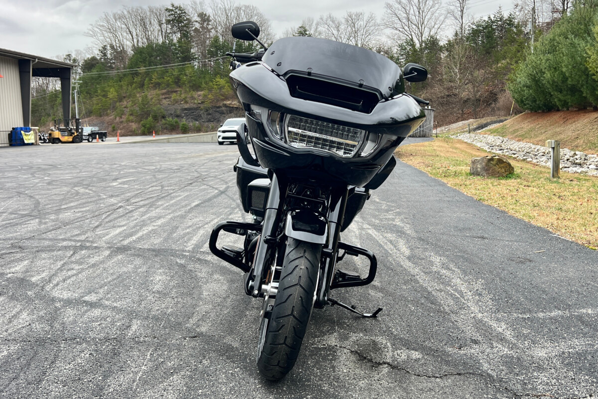 Road Glide®