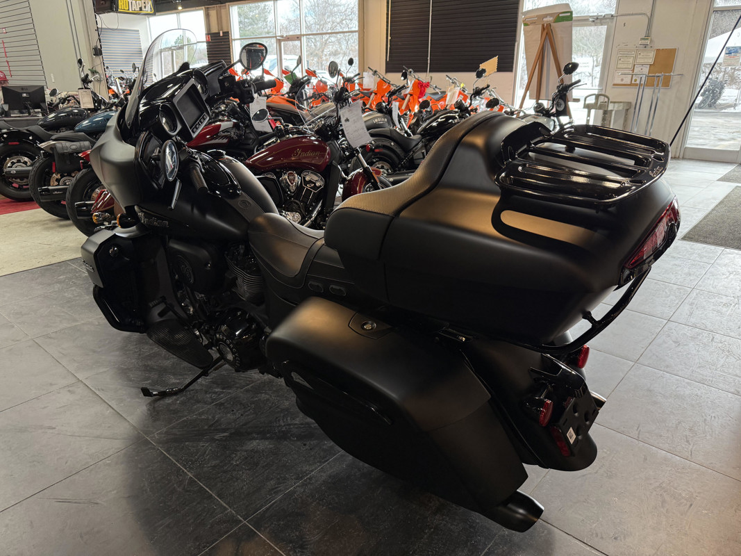 Roadmaster Dark Horse