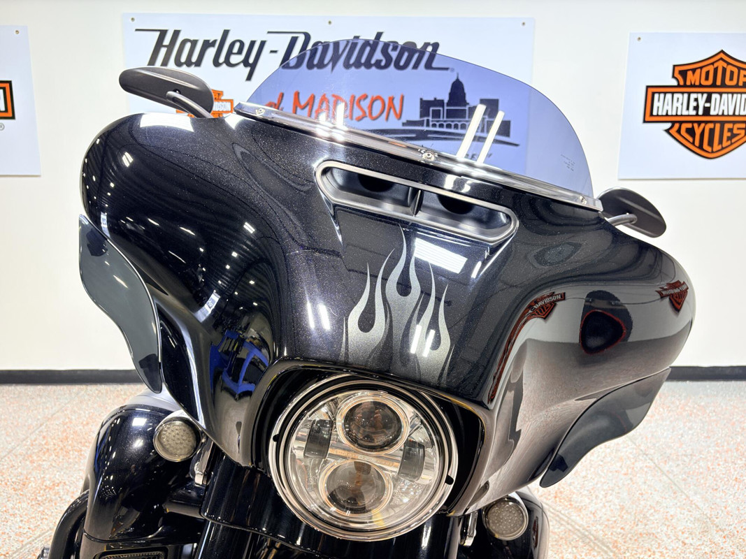 CVO® Street Glide®