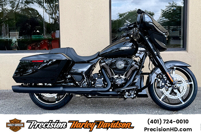 Street Glide®