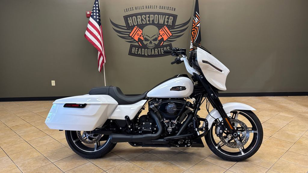 Street Glide®