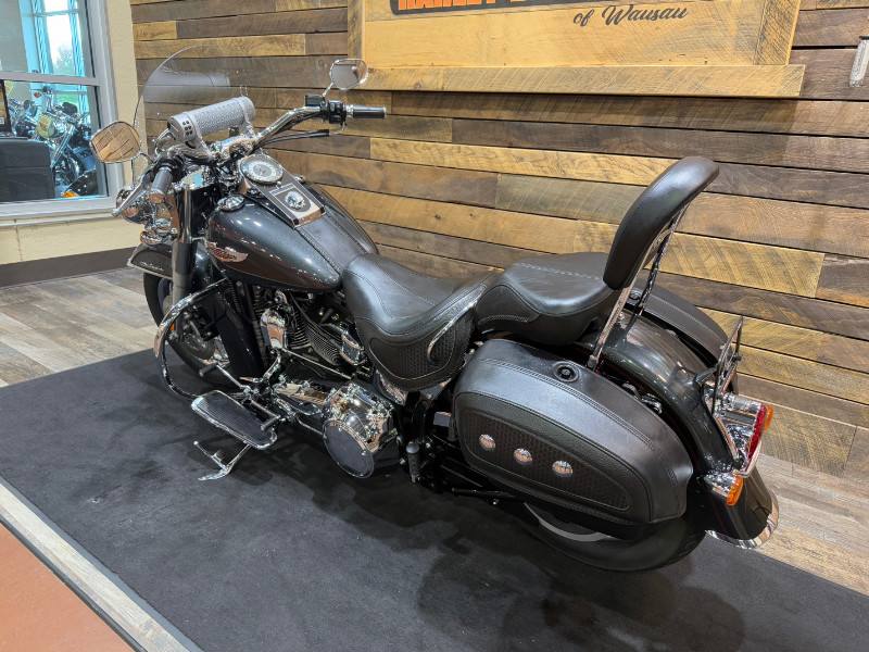 Softail® Deluxe