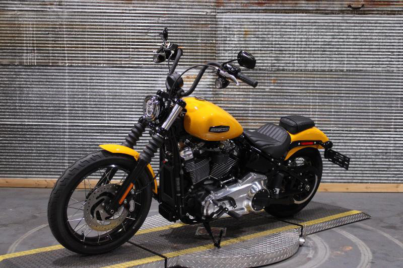 Street Bob®