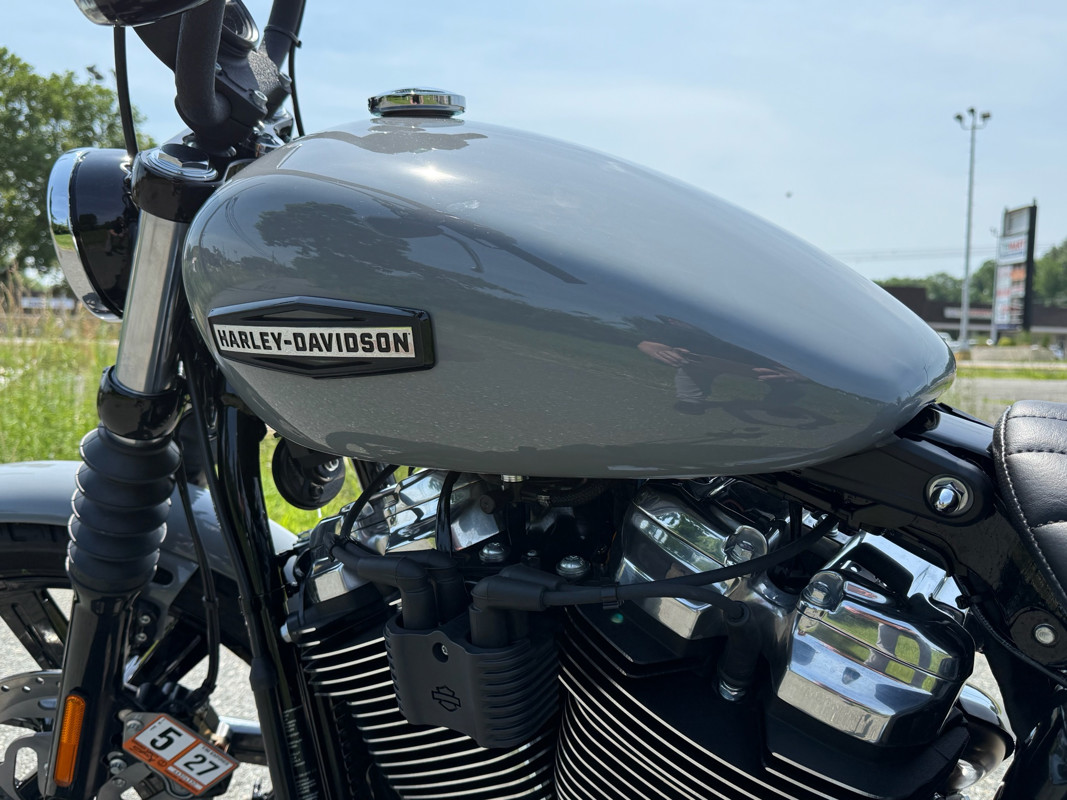Street Bob®