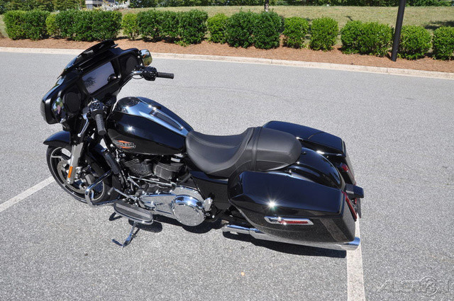 Street Glide®