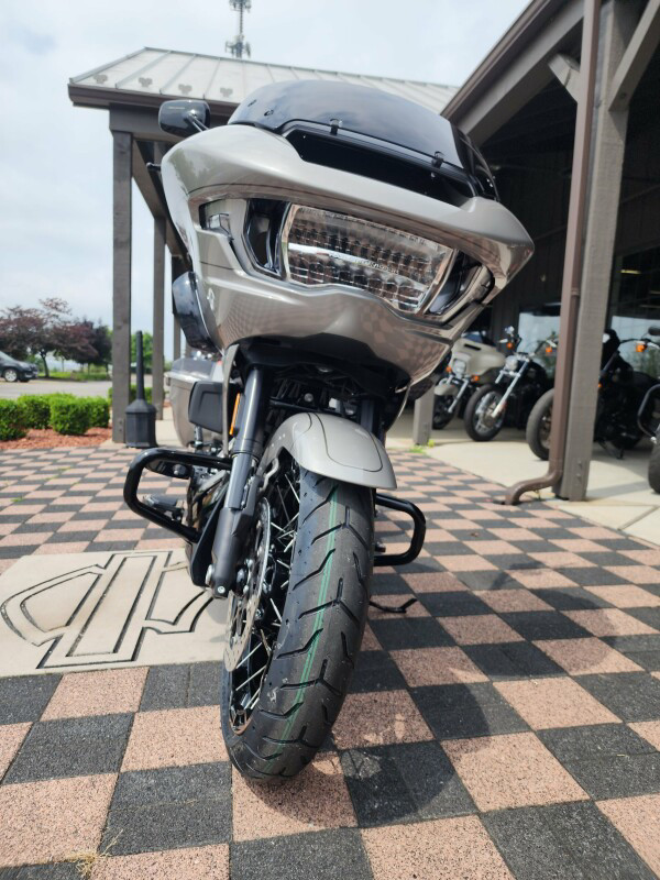 CVO® Road Glide®