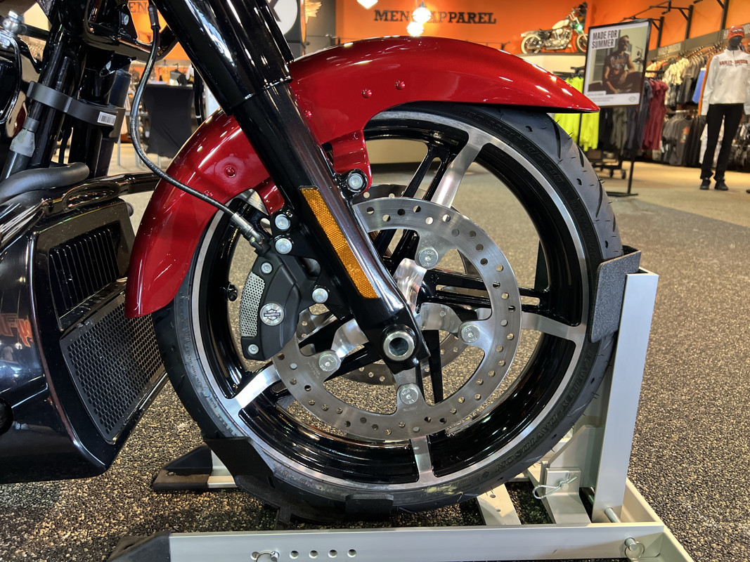 Road Glide®