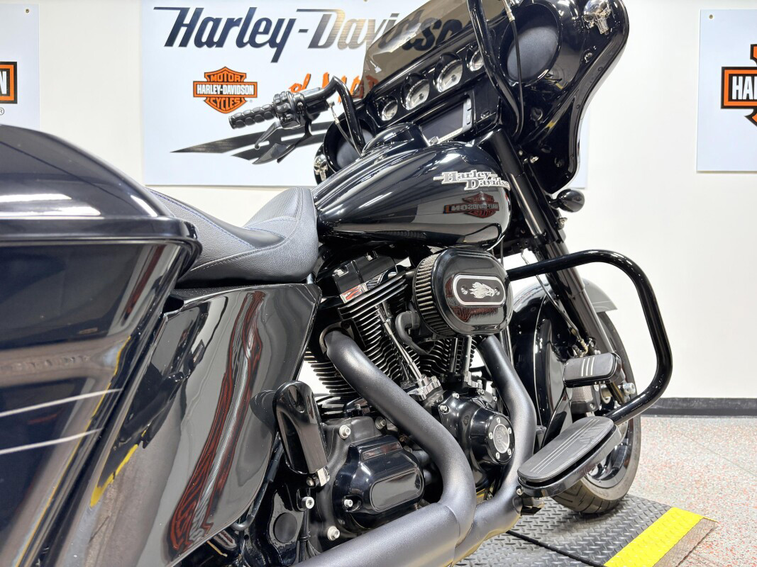 Street Glide® Special