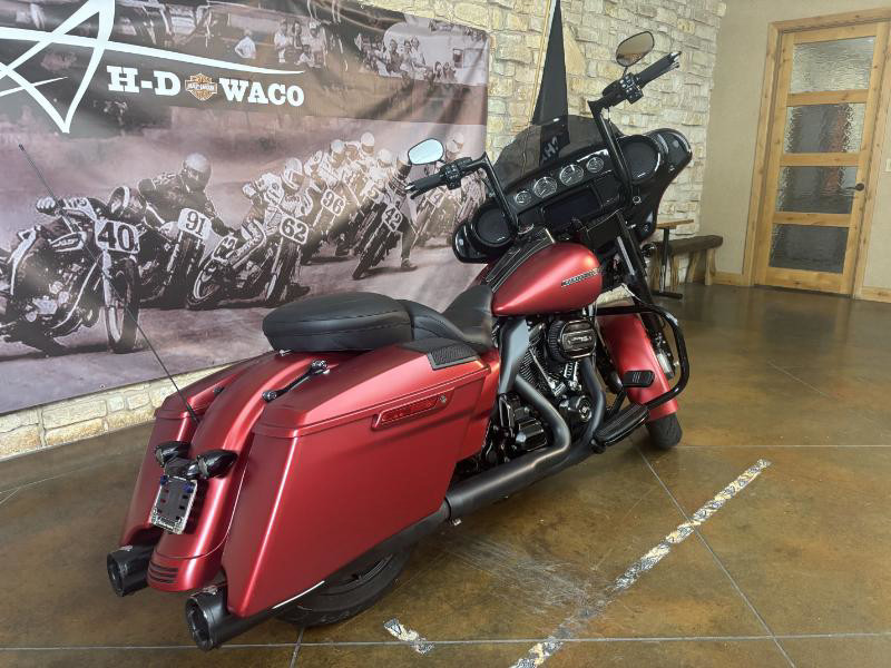 Street Glide® Special