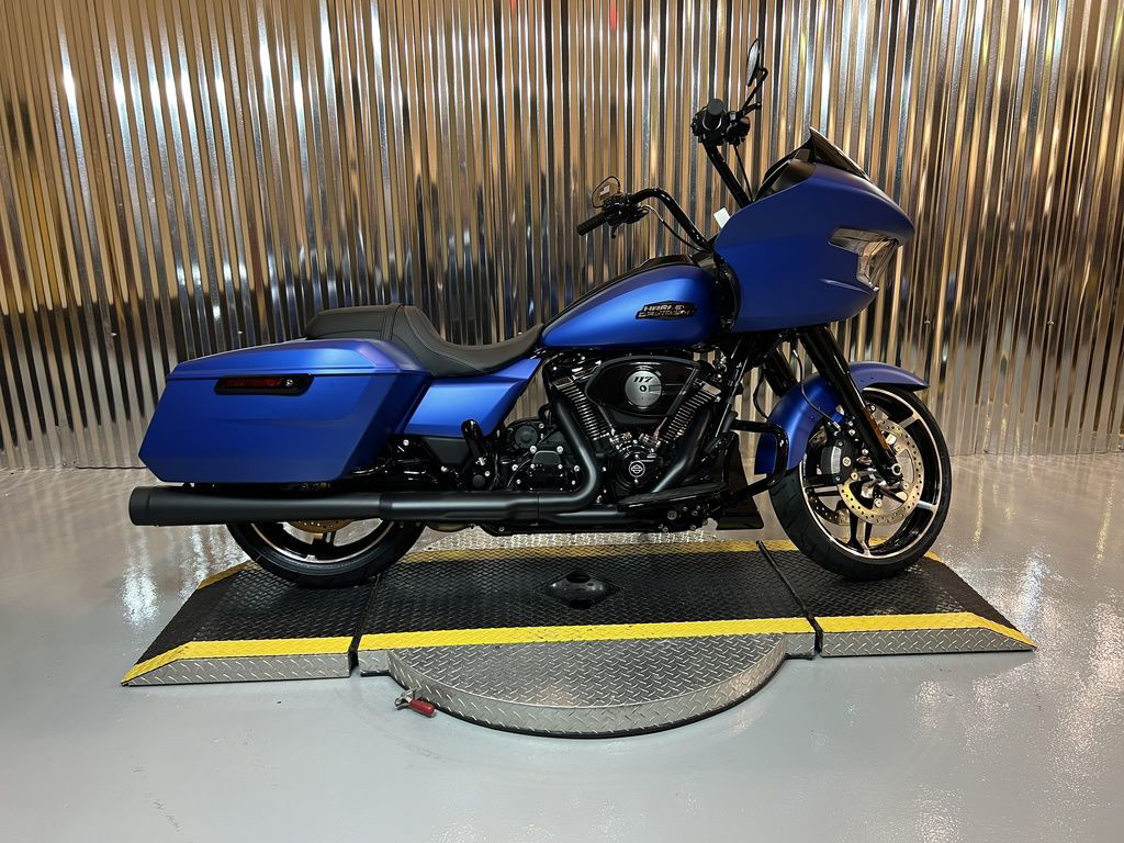 Road Glide®