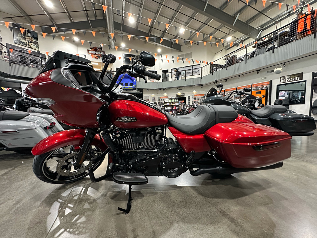 Road Glide®