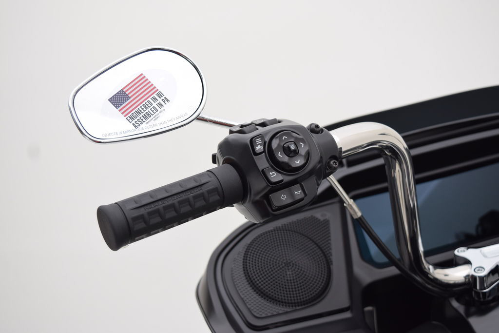 Road Glide®