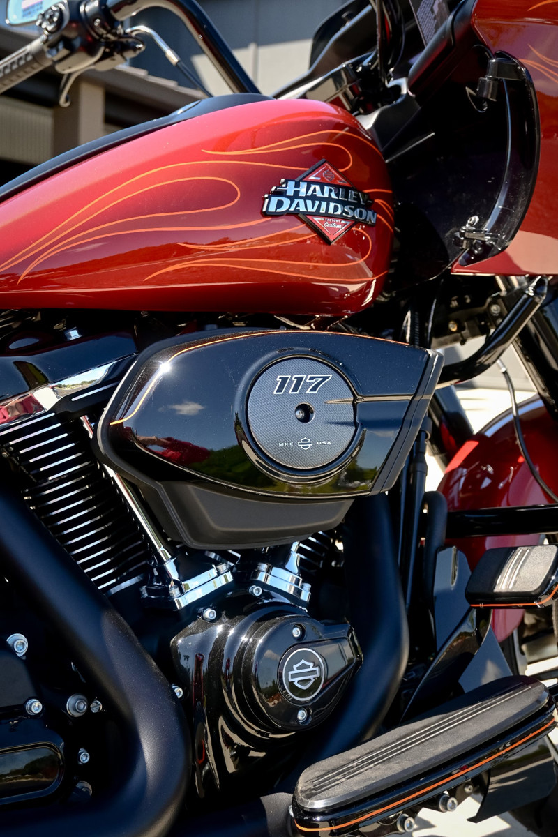 Road Glide®
