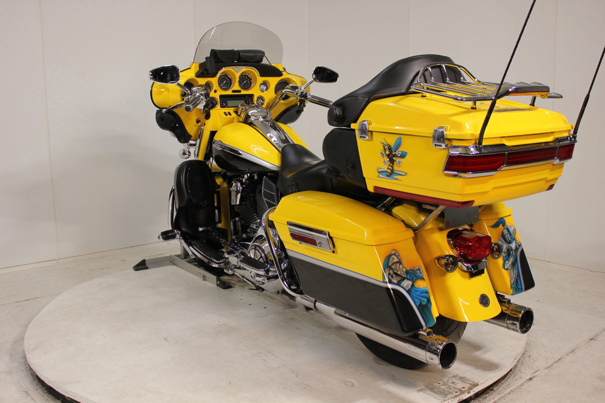 CVO® Ultra Classic® Electra Glide®