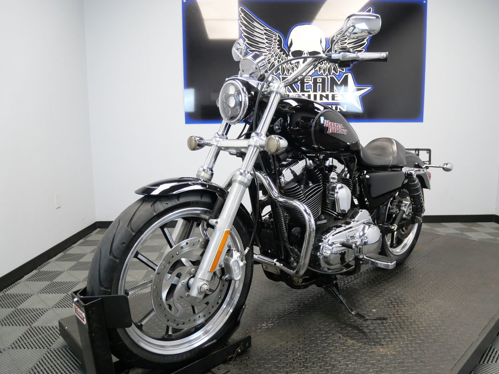 Sportster® SuperLow® 1200T