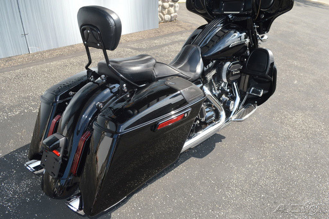 CVO® Street Glide®