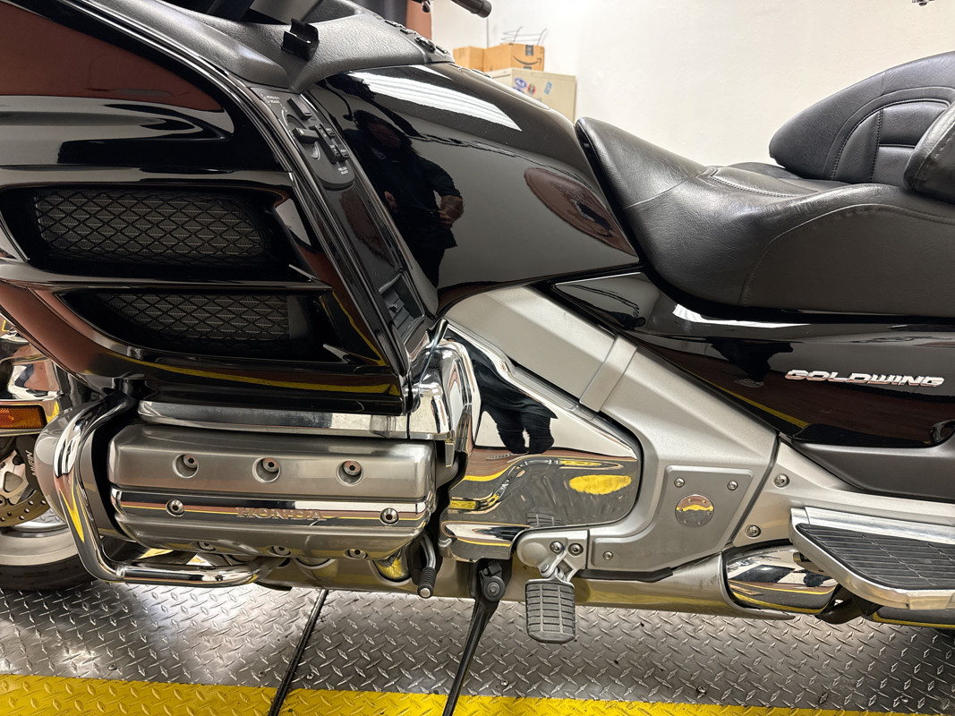 Gold Wing Airbag