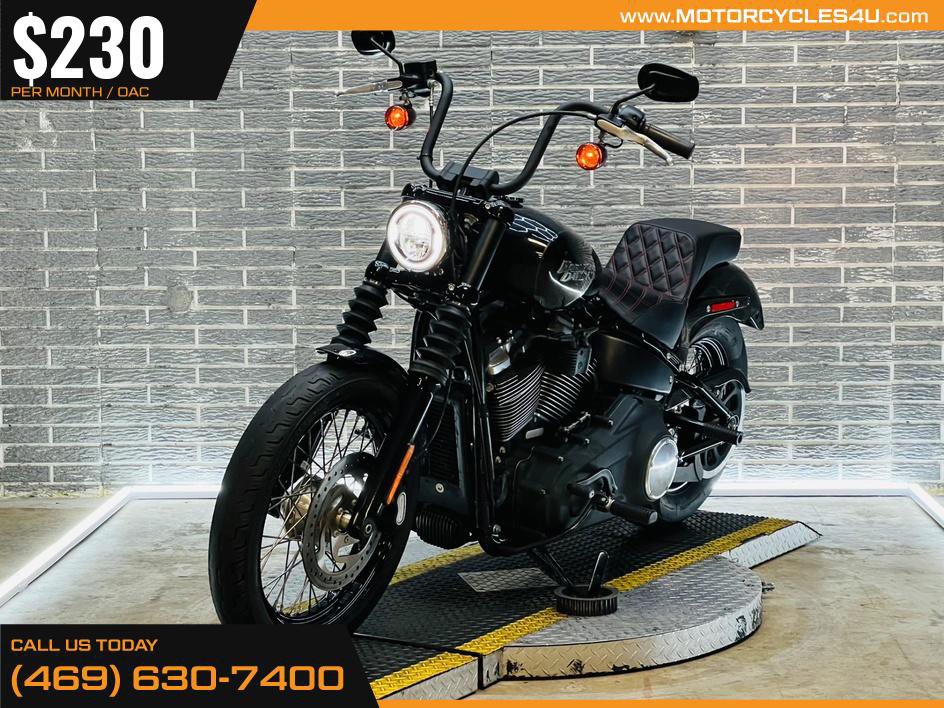 Street Bob®