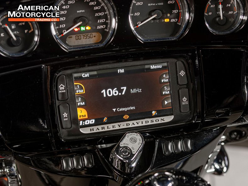 Electra Glide® Standard