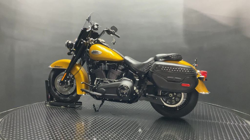 Heritage Classic 114