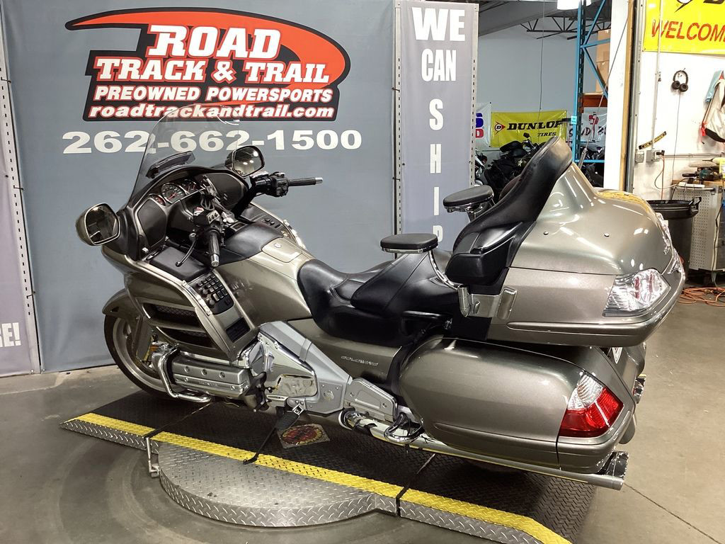 Gold Wing Airbag