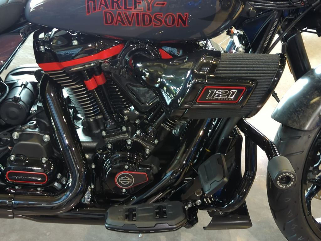 CVO® Street Glide® ST