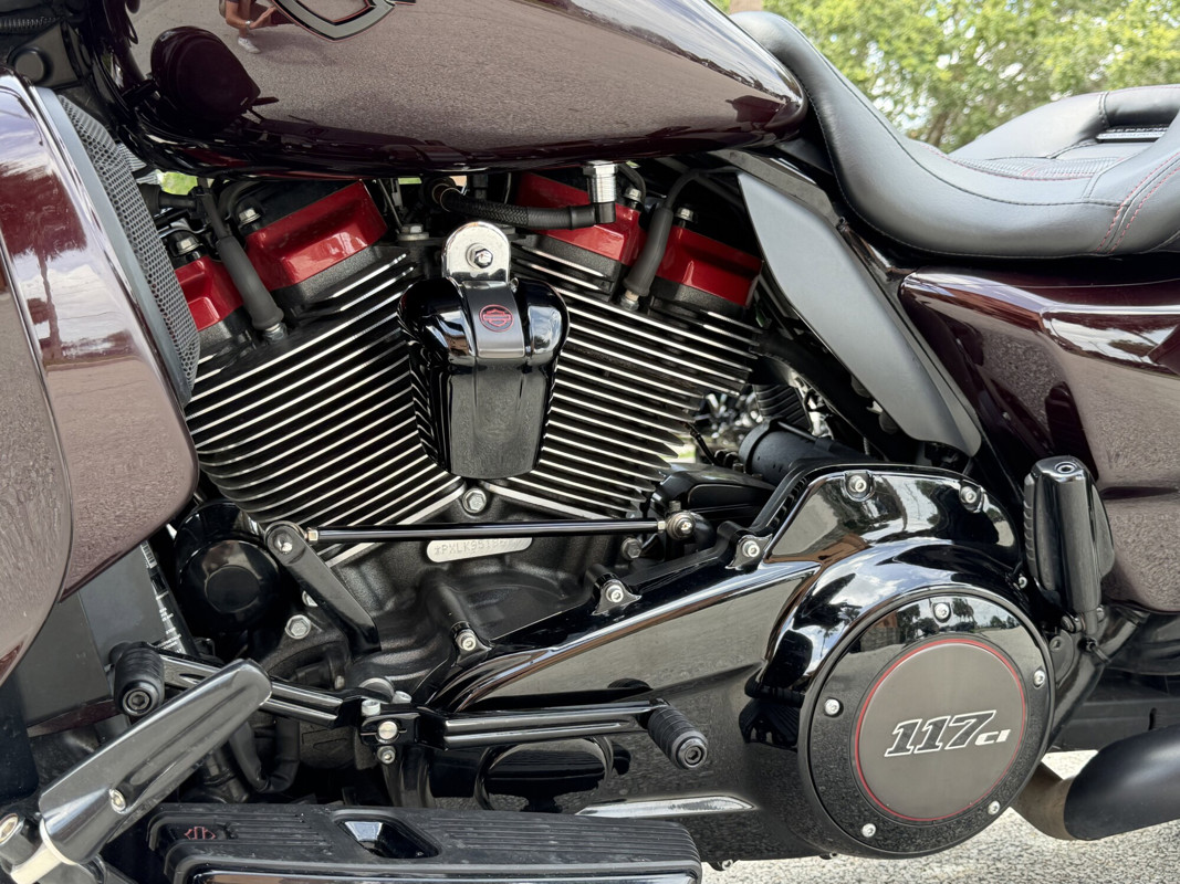 CVO® Street Glide®