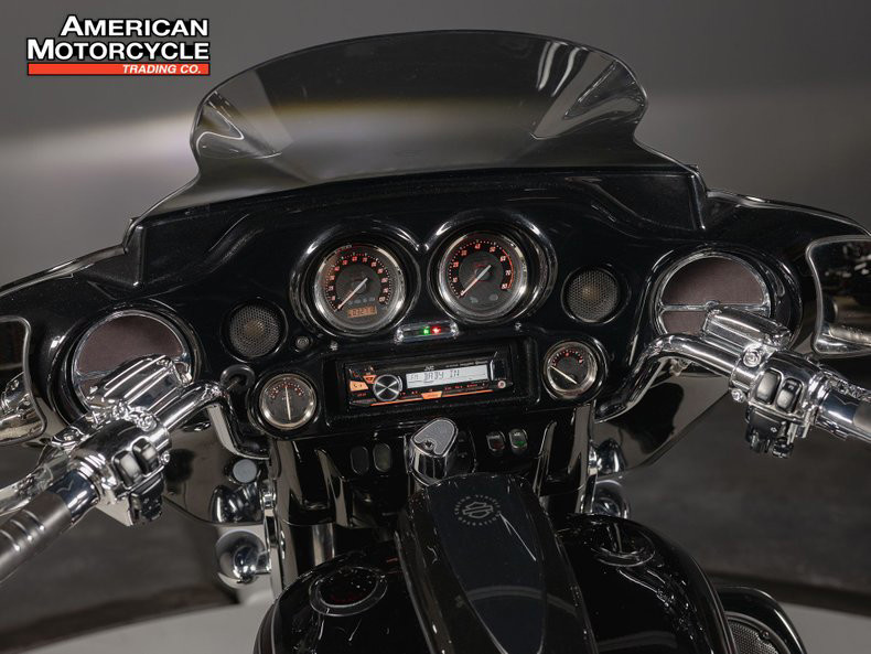 CVO™ Street Glide®