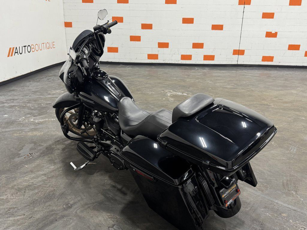 Street Glide® Special