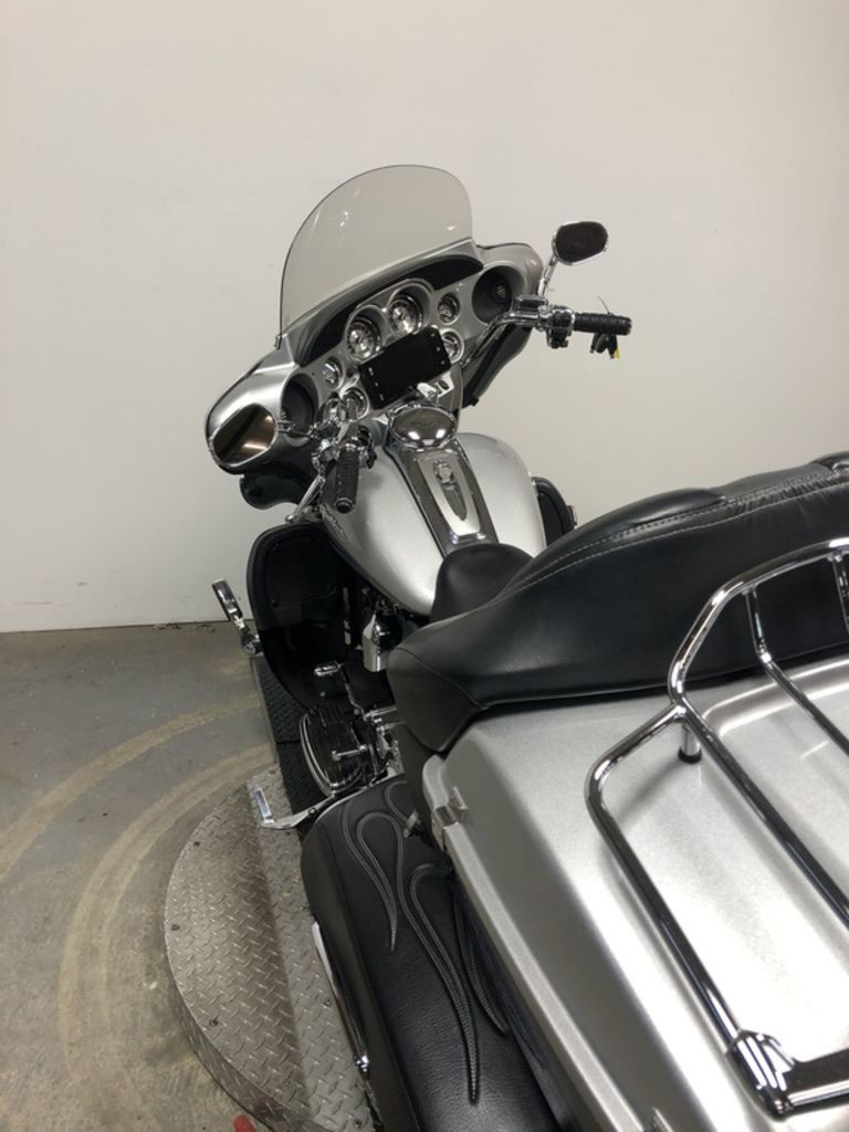 CVO® Ultra Classic® Electra Glide®