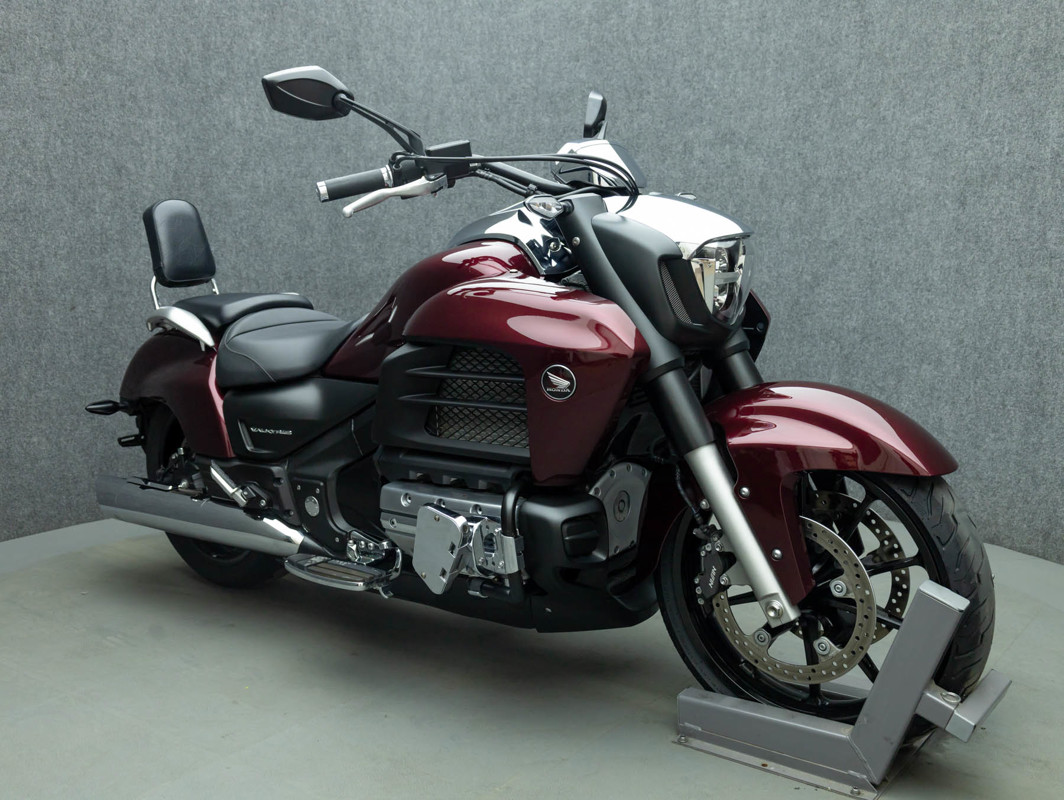 Gold Wing Valkyrie