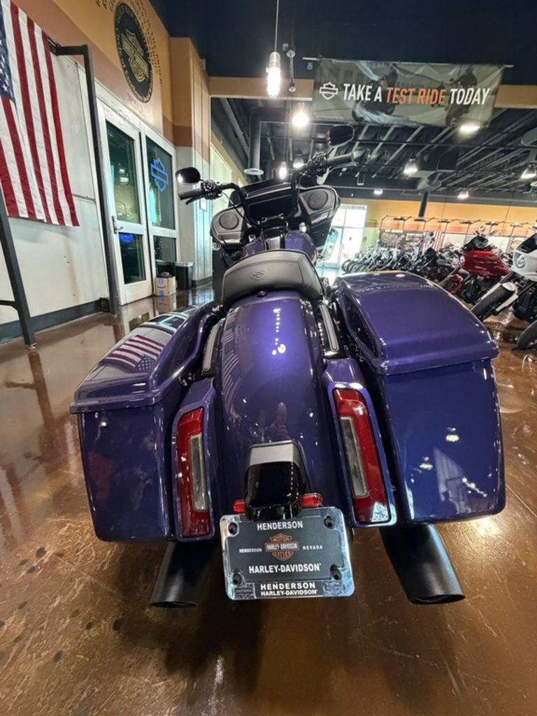Road Glide®
