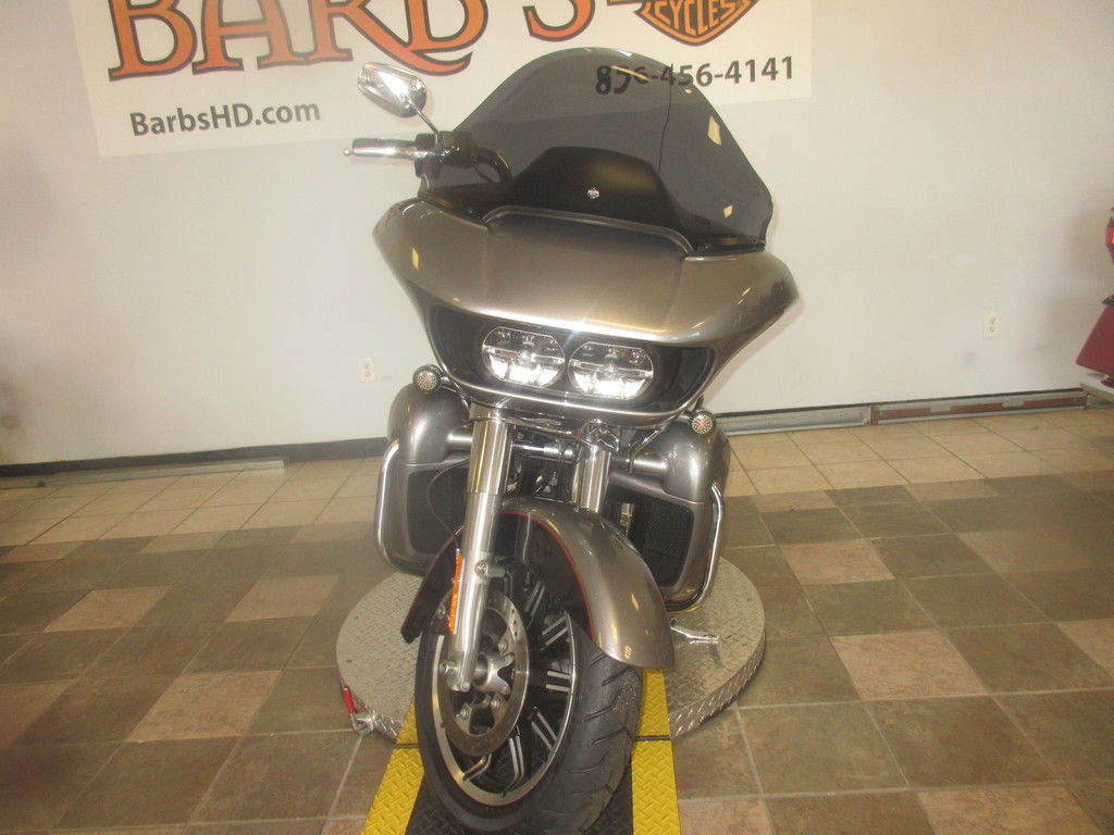 Road Glide® Ultra
