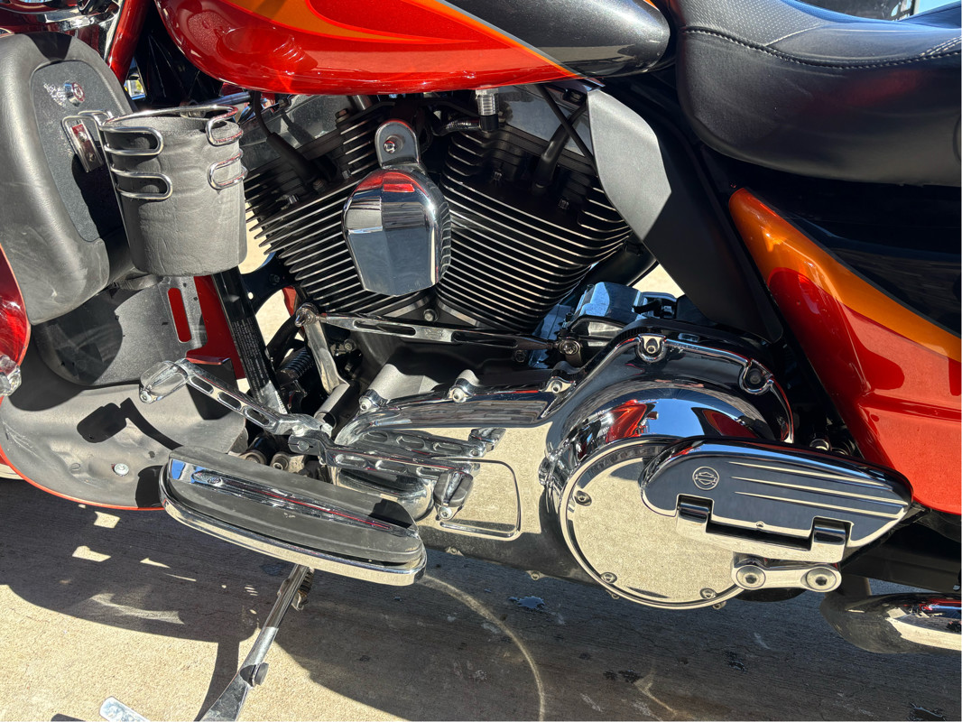 CVO® Ultra Classic® Electra Glide®