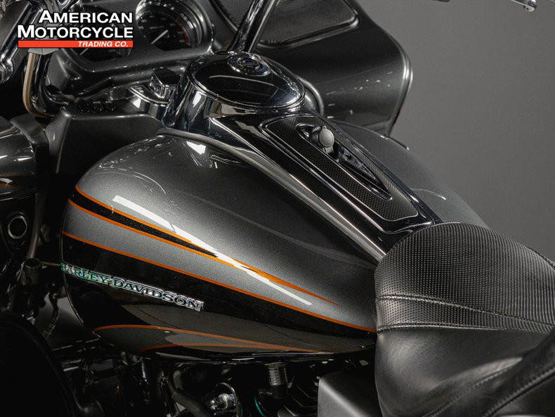 CVO® Road Glide® Ultra