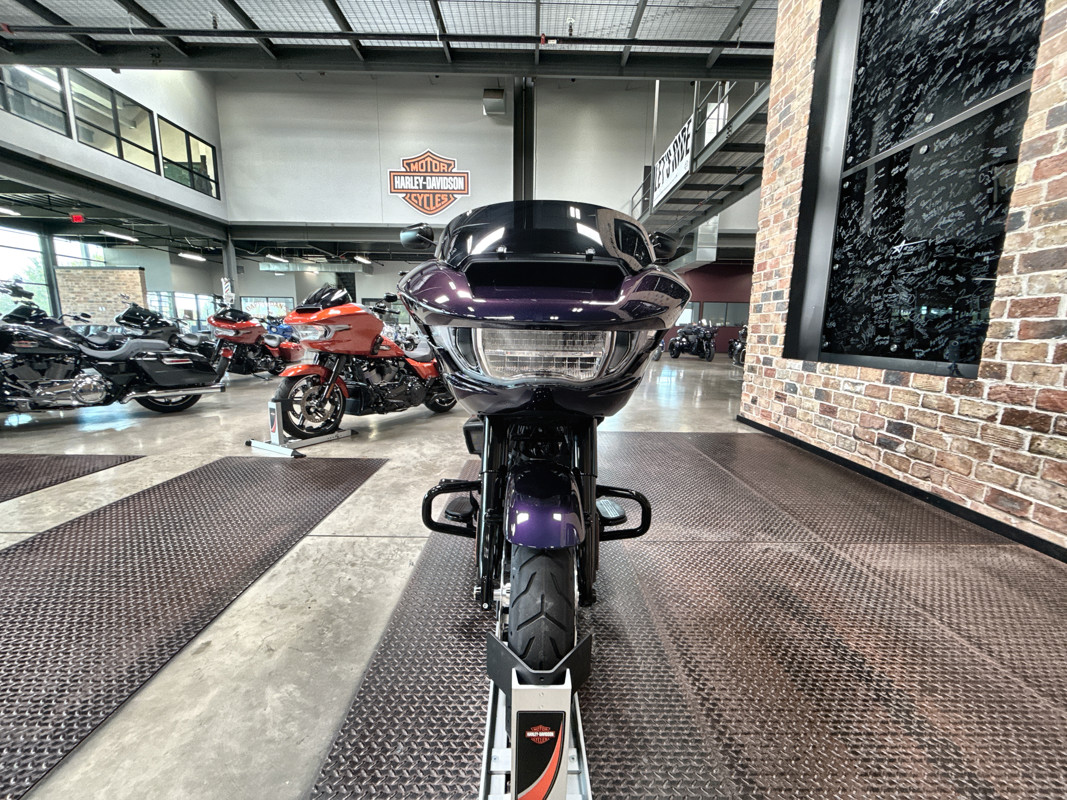 Road Glide®