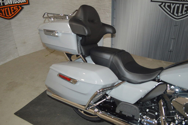 Street Glide® Ultra